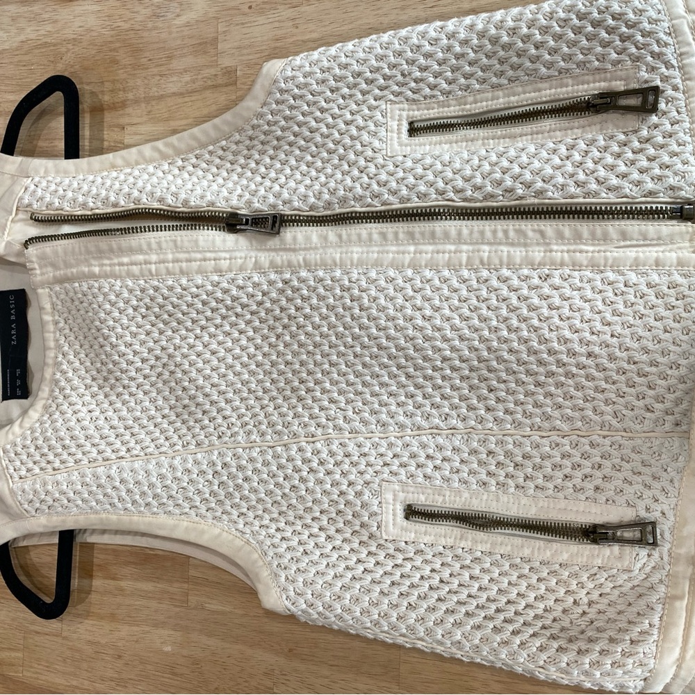 Zara Cream Sleeveless Vest Cream with Crochet detail - Picture 6 of 7